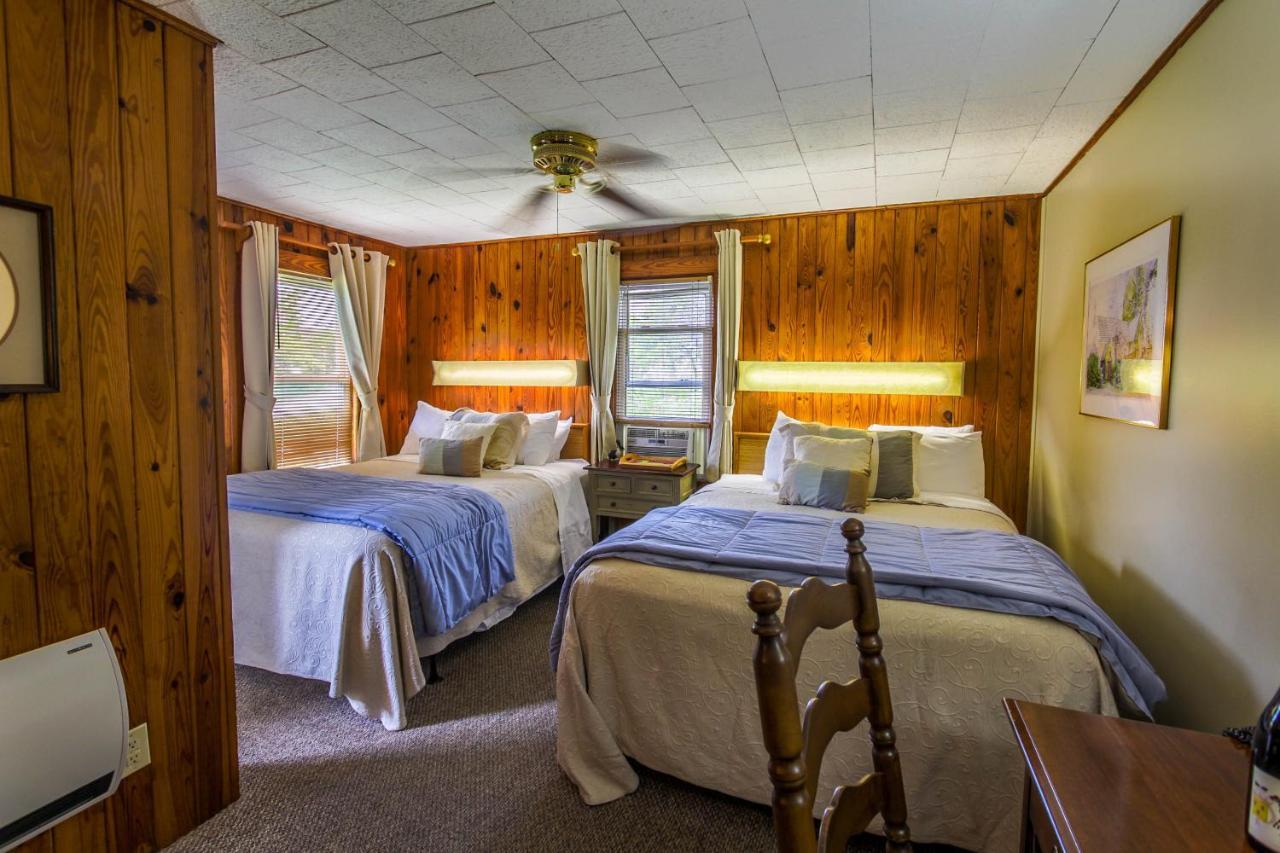 Mountainaire Inn And Log Cabins ブローイング・ロック エクステリア 写真